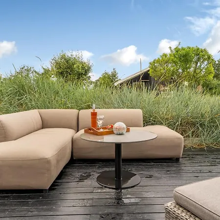 Сasa de vacaciones Tian - 1km From The Sea By Interhome