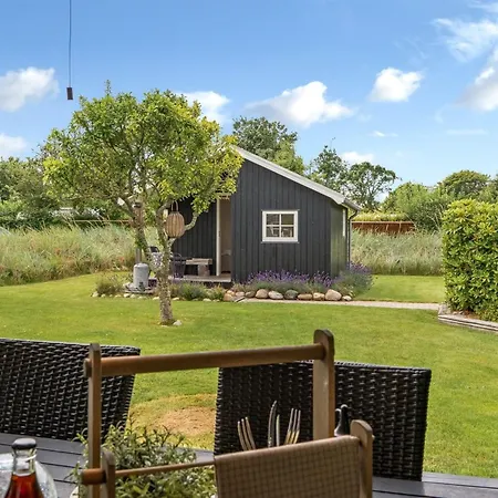 Сasa de vacaciones Tian - 1km From The Sea By Interhome *